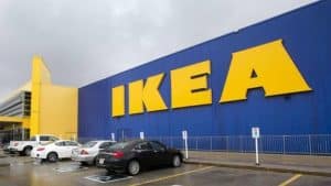 Ikea lancia la mensola più pratica del mercato
