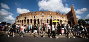 DENTRO I NUMERI DEL PIL/ “Servizi e turismo tengono l’Italia davanti alla Germania”