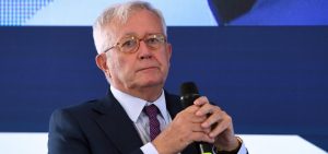 Tremonti: “Industria auto Ue si è suicidata”/ “Con Trump fine della globalizzazione, ma serve patto sui dazi”