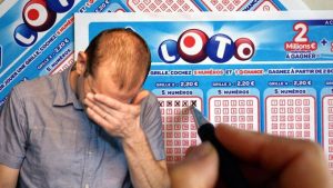 Vince 3 milioni di euro al Lotto e la sua vita diventa un incubo