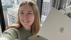 donna lascia il suo lavoro a tempo pieno