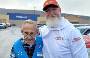 lavora ancora a 82 anni e grazie a TikTok ha raccolto 100.000 euro