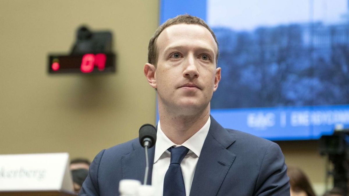 Italia sta cercando di ottenere quasi 900 milioni di euro da Zuckerberg