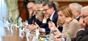 Scuole paritarie, aumenta voucher per famiglie a basso Isee/ Fino a 2000 euro a studente per l’iscrizione