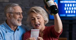 il trucco di questa coppia di pensionati che ha vinto un jackpot di 20.000 euro al mese