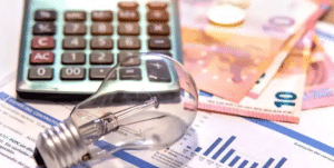 semplice trucco che può far risparmiare quasi 270 euro sulla bolletta elettrica