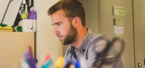 MANOVRA &amp; LAVORO/ Dai tirocini alle retribuzioni, i mancati interventi per i giovani