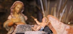 DIRETTA SANTA MESSA DI NATALE 2024 CANALE 5/ Video streaming oggi 25 dicembre: “mondo senza la pace di Gesù”