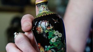 un oggetto da collezione del valore di oltre 100.000 euro