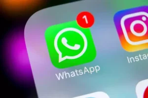 All'inizio ti pagano soldi veri, ma poi tutto cambia