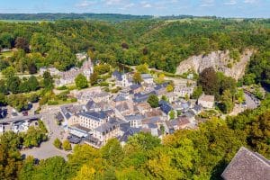 Una città eredita una villa di 3 ettari e 400.000 euro grazie a una lettera dimenticata