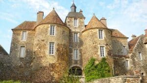 Una coppia lascia in eredità l'intero patrimonio