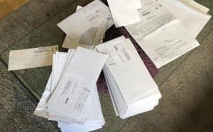 300 detrazioni dallo stipendio ogni mese