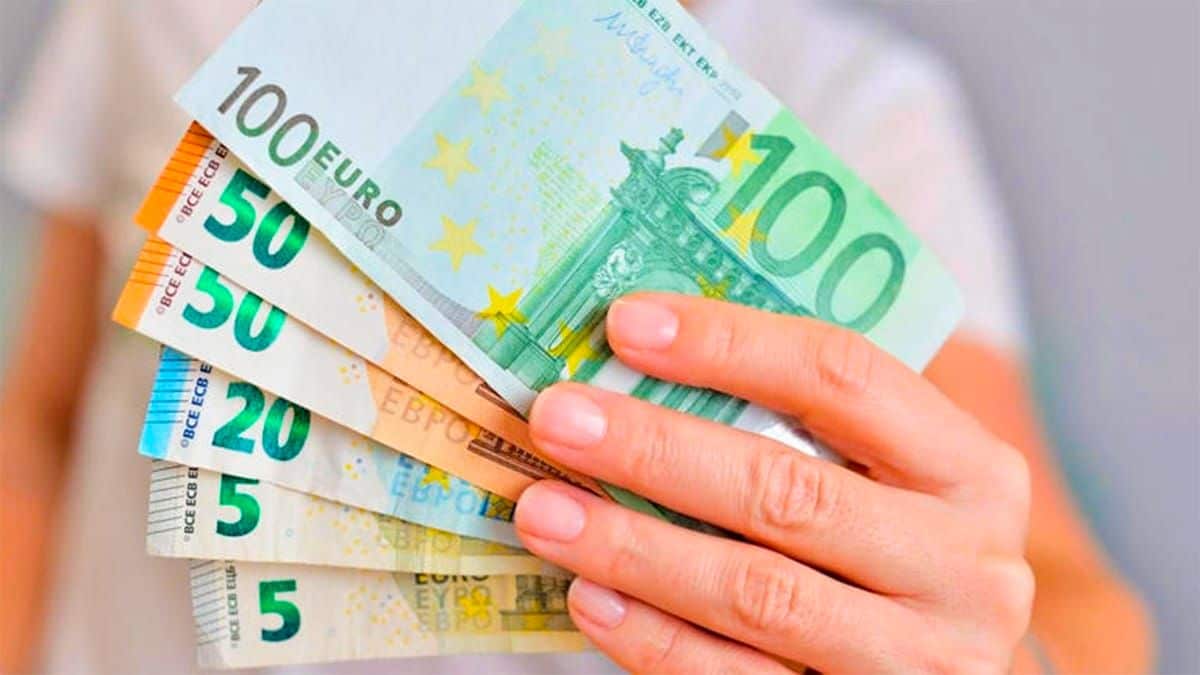 Addio alle banconote da 5, 10, 20, 50 e 100 euro