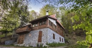 In queste piccole città italiane si può comprare una casa a 1 euro