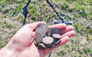 Robert ha speso migliaia di euro e scoperto tesori inestimabili