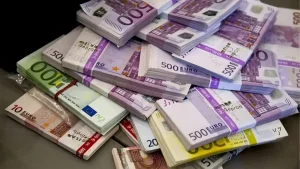 Un multimilionario ha deciso di nascondere a Milano 5 casseforti