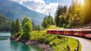 per soli 8 euro, questo treno dimenticato da 30 anni vi porterà in 2 ore