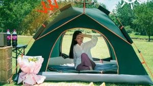 I campeggiatori la adorano questa tenda leggera costa meno di 50 euro