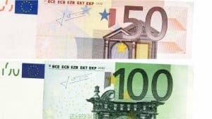 L'annuncio ufficiale è stato fatto le banconote da 50 e 100 euro saranno dismesse