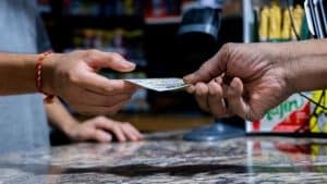 Lotteria condivide il suo biglietto vincente su Facebook