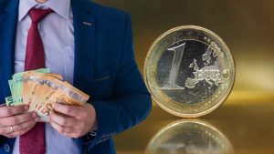Questa moneta da 1 euro potrebbe valere migliaia di euro controllate la data!
