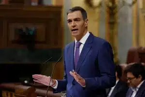 5% DEL PIL PER LA DIFESA/ Auto più care e 750 euro tolti a ogni italiano (neonati inclusI)