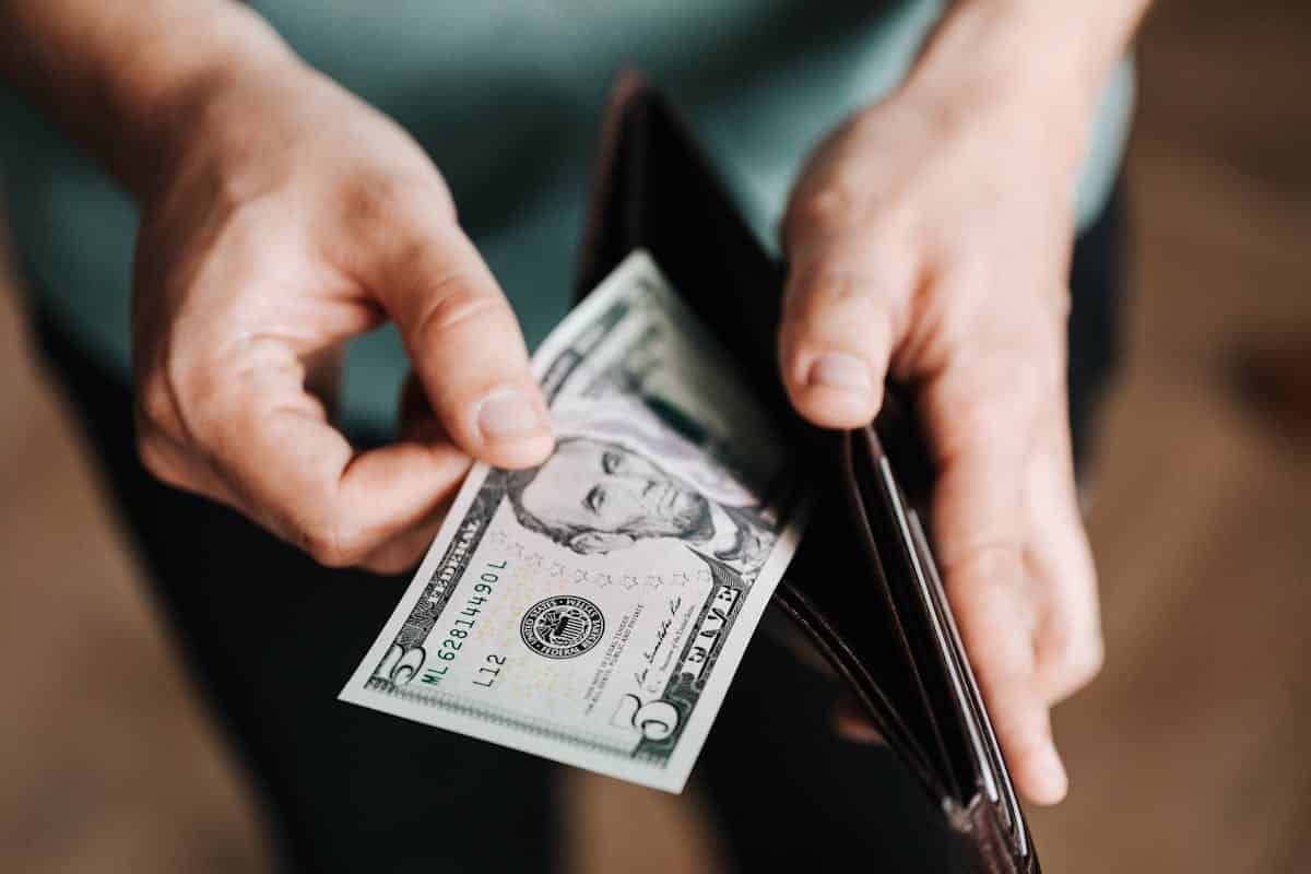 Rimborso spese per trasferta/ All’estero vanno bene i contanti: le regole