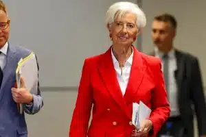 SCENARIO UE/ “La Bce gioca a specchio con la Fed, intanto va cambiato il Patto di stabilità”