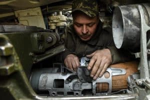 RIARMO UE/ “La lezione dei tagiki all’Italia, la prima arma da usare è sempre diplomazia”