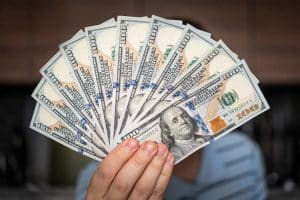 cambia vita e trasforma la sua scommessa in 700.000 euro dopo pochi anni, ma cosa ha fatto